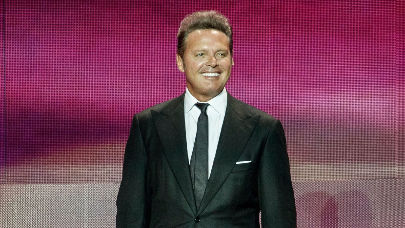 joven:elnfmkff720= luis miguel