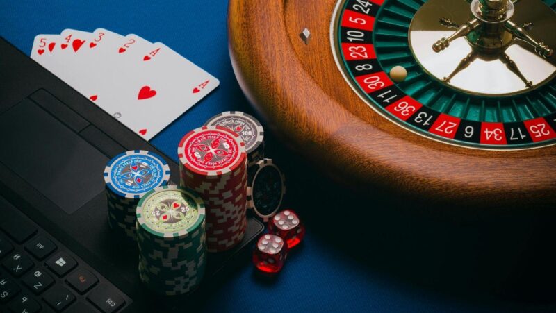 first spin online casinos, online casino first win, quickest casino wins, beginner casino tips, online casino bonus, first deposit casino offers, real money casino start, casino welcome bonus, online gambling beginners, instant win online casinos